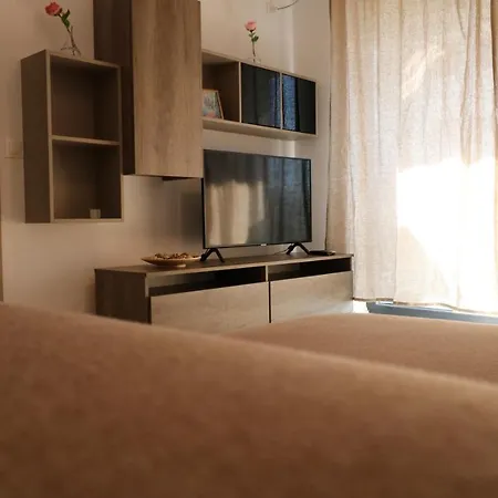 Maia Bucureşti