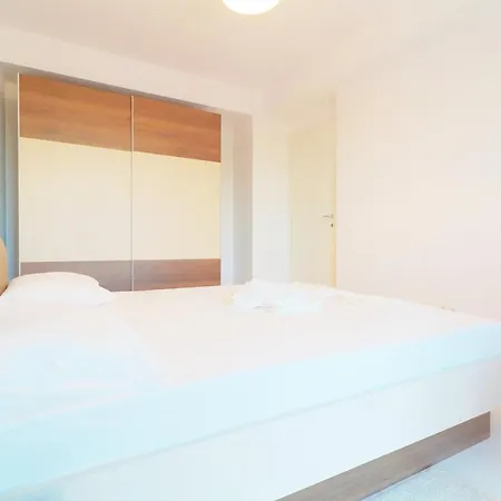 Apartment Maia Bucharest