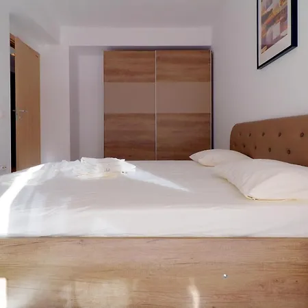Maia Apartment