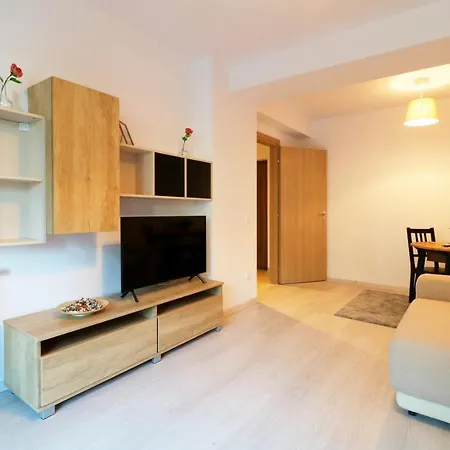 Apartment Maia *